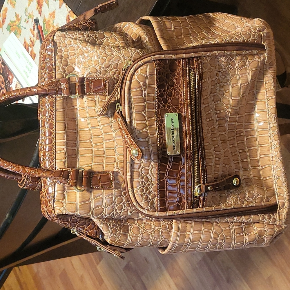 Womans extra large bookbag purse.